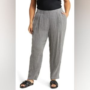 Eileen Fisher Black and White Cropped Pants